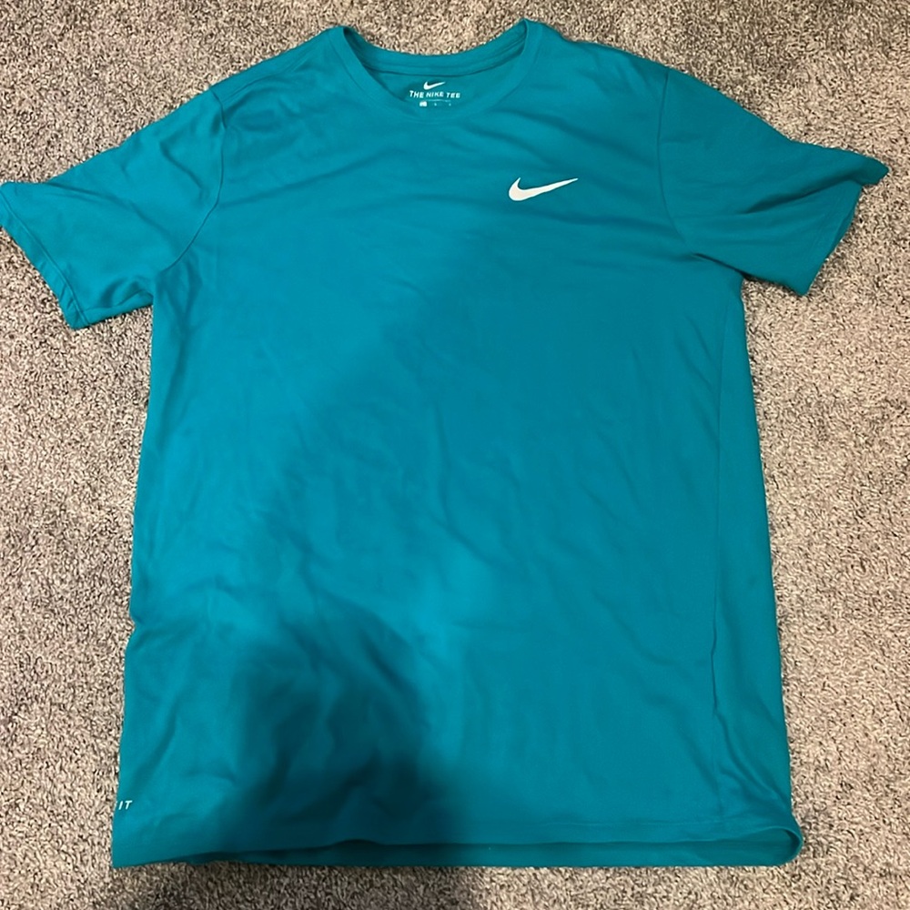 Nike Men’s Dri-Fit Turquoise Athletic Cut Large T Shirt